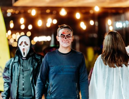 SPOCĪGAIS HELOVĪNS KVARTĀLĀ 86 - BILDES