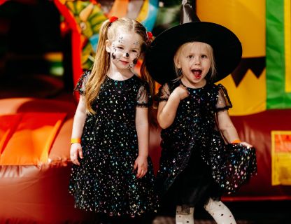 SPOCĪGAIS HELOVĪNS KVARTĀLĀ 86 - BILDES